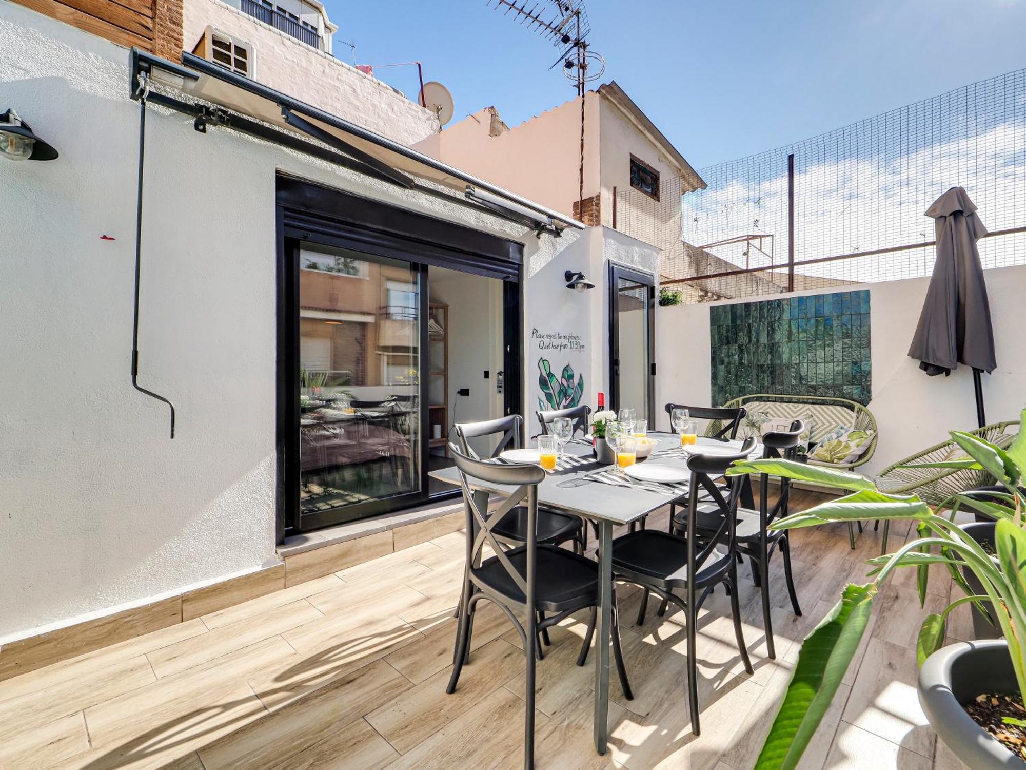 Casa Maria Townhouse- Terrace-4 Bedrooms L'Hospitalet de Llobregat Ngoại thất bức ảnh