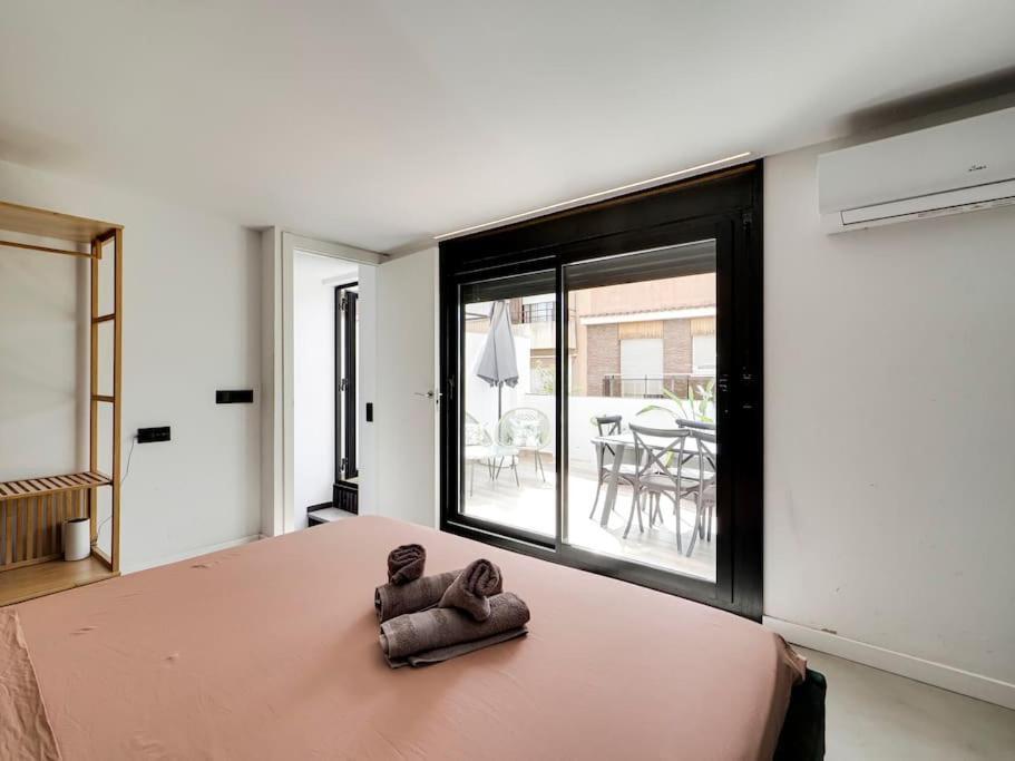 Casa Maria Townhouse- Terrace-4 Bedrooms L'Hospitalet de Llobregat Ngoại thất bức ảnh