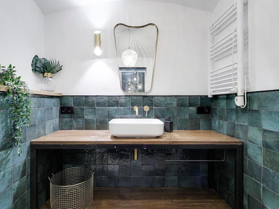 Casa Maria Townhouse- Terrace-4 Bedrooms L'Hospitalet de Llobregat Ngoại thất bức ảnh